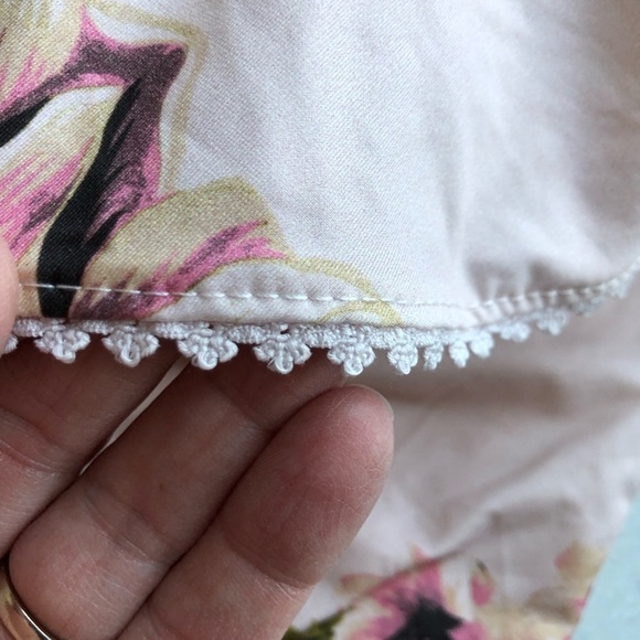 Beach Riot Daisy Ruffled High Rise Waist Bikini Bottom Pink Floral Size Large - Picture 8 of 13